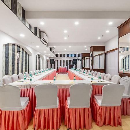 Hotel Nice Palace Delhi  Dış mekan fotoğraf